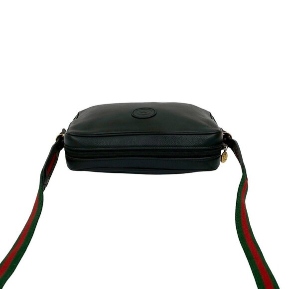 GUCCI Black Leather Shoulder Bag - Picture 4 of 10